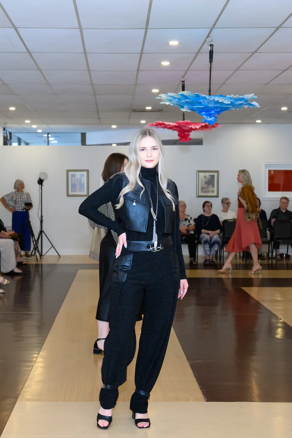 Onyx Leather Crop — view 5