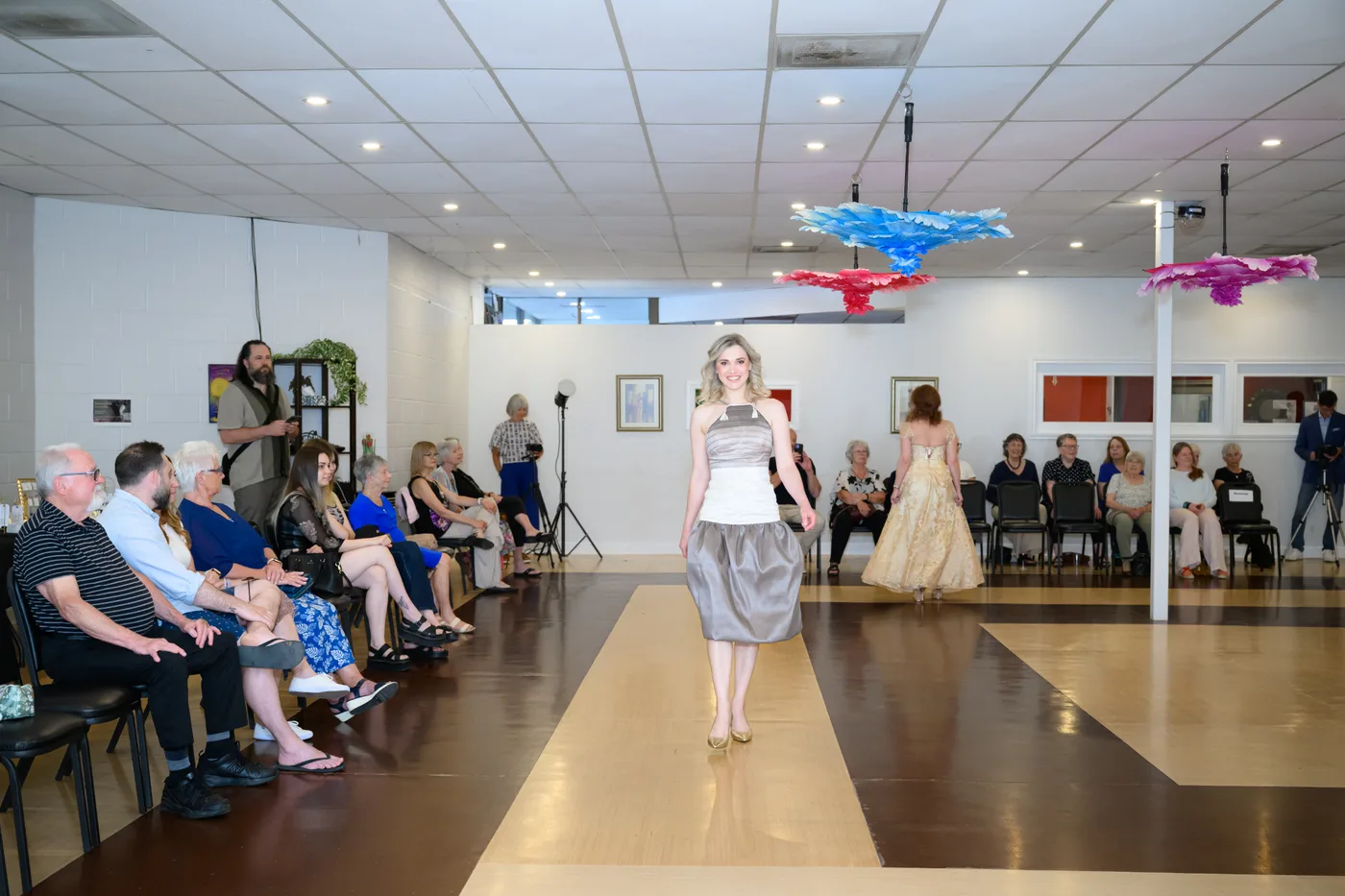 Silver Mist Taffeta — view 3